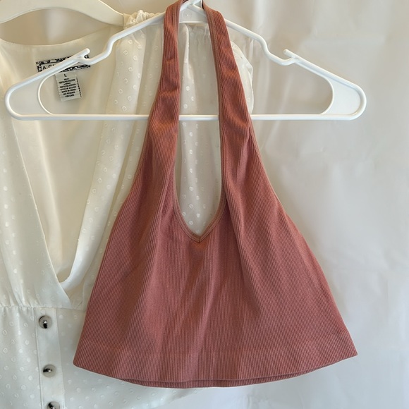 (5) Woman’s tops size M/L - Picture 10 of 15